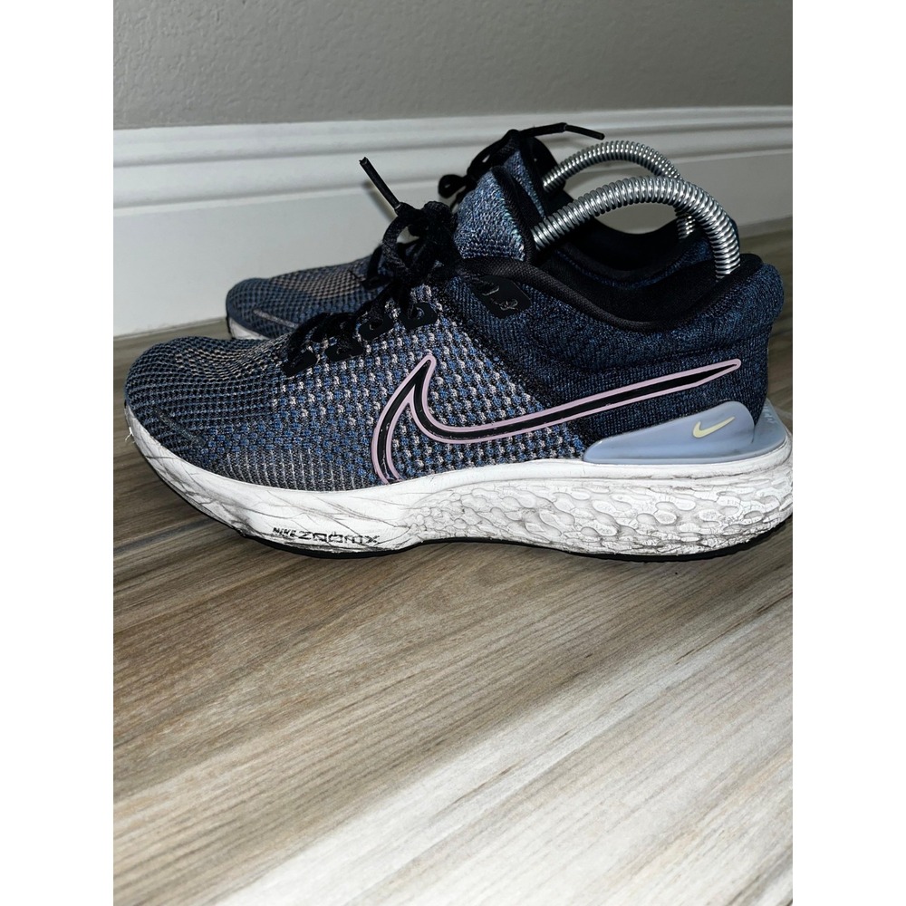 Nike ZOOMX Invincible Run Flyknit FK 2 Marina Blue Women Shoes Size 9.5 Blue - Picture 4 of 8